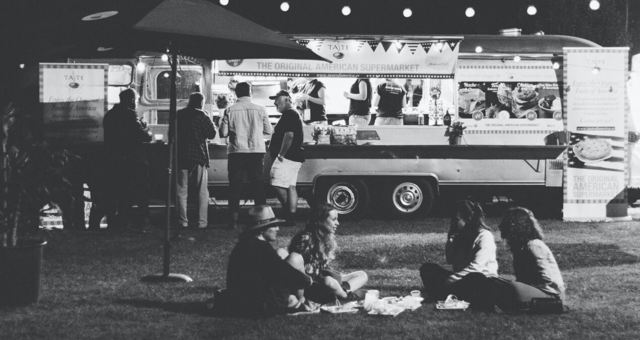 Agregat prądotwórczy najlepszym sposobem na zasilanie foodtrucka