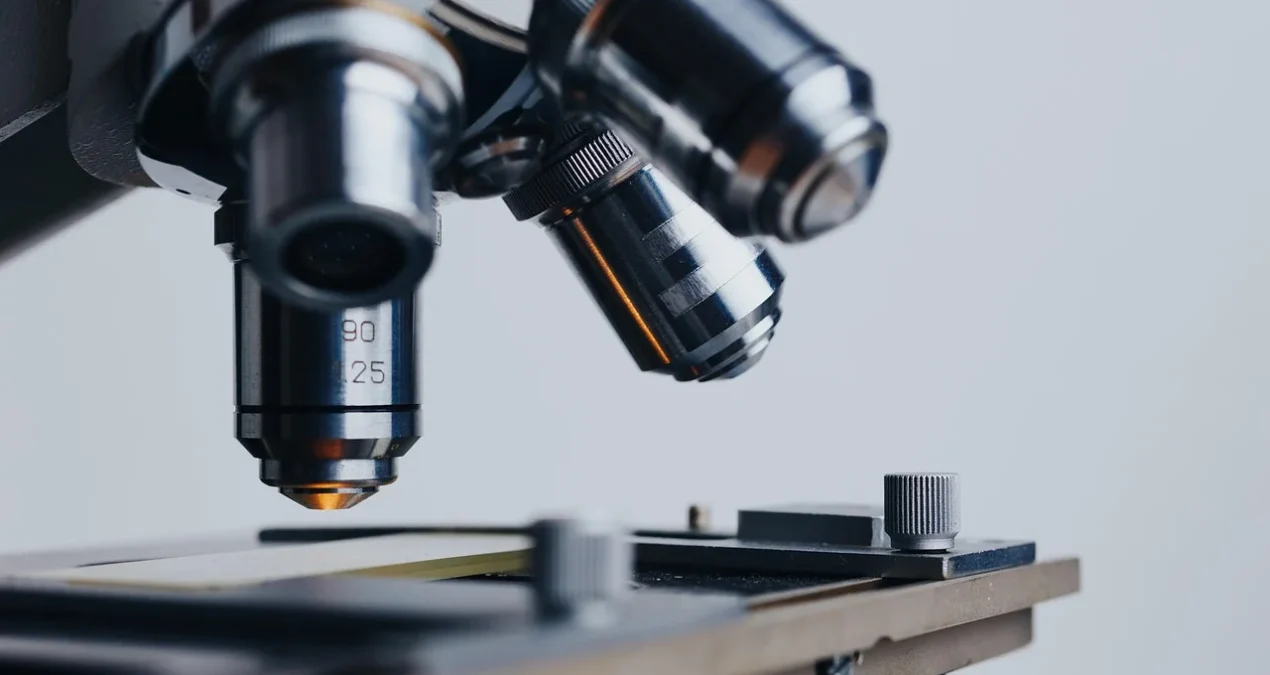 Polski stomatolog w UK i cytologia w Anglii: co warto wiedzieć